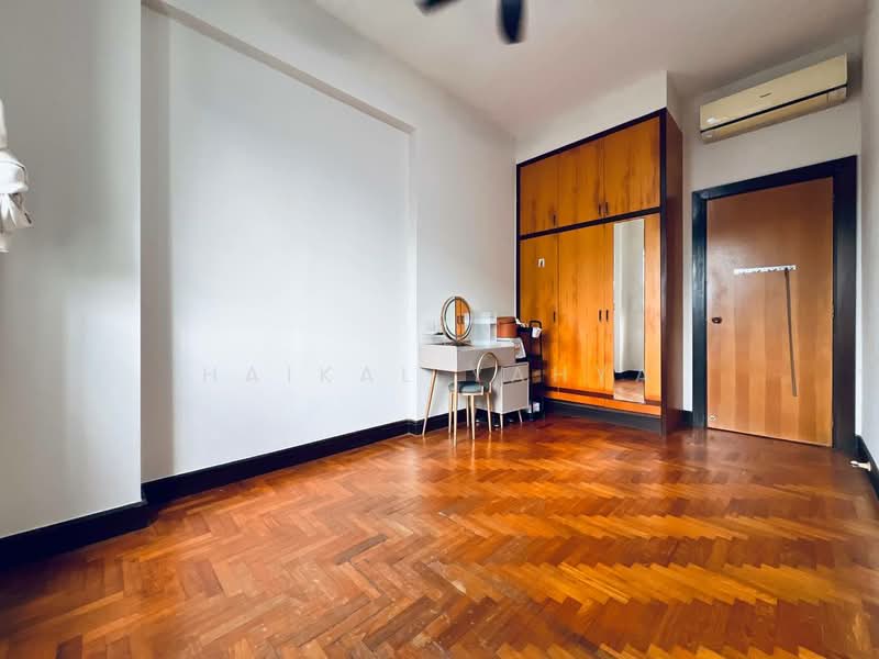 Regent Heights, 50 Bukit Batok East Avenue 5, 3 Bedrooms, 1,023 sqft, Condominium For Sale, by Haikal Yahya, 500178845 - Interior - PropertyGuru.com.sg