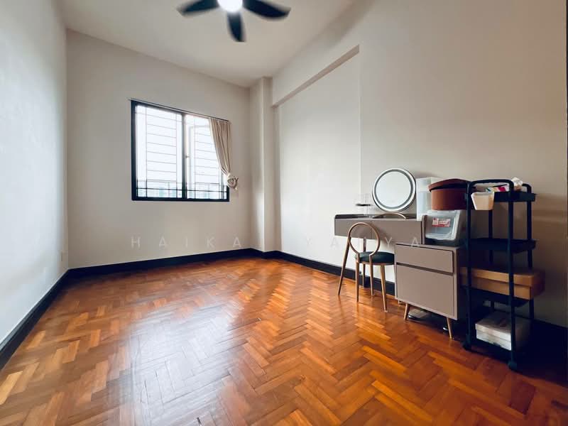 Regent Heights, 50 Bukit Batok East Avenue 5, 3 Bedrooms, 1,023 sqft, Condominium For Sale, by Haikal Yahya, 500178845 - Bedroom - PropertyGuru.com.sg