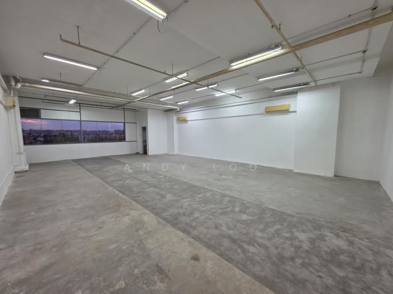 Solstice Business Centre, 23 New Industrial Road, 1,377 sqft, Light Industrial (B1) For Rent, by Andy Loo, 500178848 - 3.7m ceiling height - CommercialGuru.com.sg