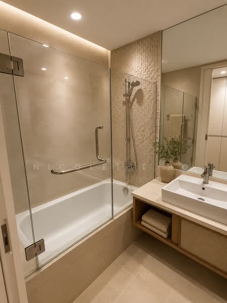 New Investor Only with Rental Yield over 4%, , 1 Bedroom, 484 sqft, Condominium For Sale, by Nicolette Ho, 500178861 - Bathroom - PropertyGuru.com.sg