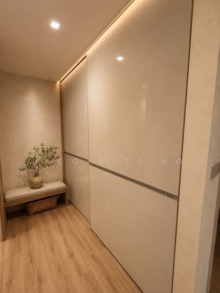 New Investor Only with Rental Yield over 4%, , 1 Bedroom, 484 sqft, Condominium For Sale, by Nicolette Ho, 500178861 - Wardrobe - PropertyGuru.com.sg