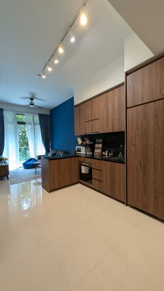 Phoenix Residences, 71 Phoenix Avenue, 2 Bedrooms, 560 sqft, Condominium For Rent, by Ray Chua, 500178867 - Kitchen - PropertyGuru.com.sg