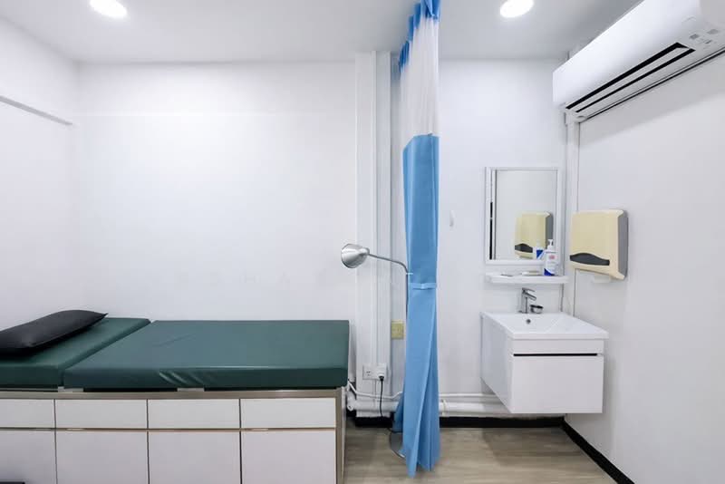 249 Jurong East Street 24, 249 Jurong East Street 24, 1,808 sqft, Shop / Shophouse For Rent, by Ssharon Loh, 500178871 - CommercialGuru.com.sg