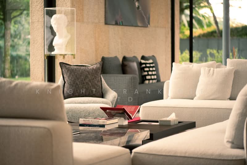 Good Class Bungalow Eng Neo Avenue, Eng Neo Avenue, 8 Bedrooms, 15,072 sqft, Good Class Bungalow For Sale, by NICHOLAS KEONG, 500178883 - Living Room - PropertyGuru.com.sg