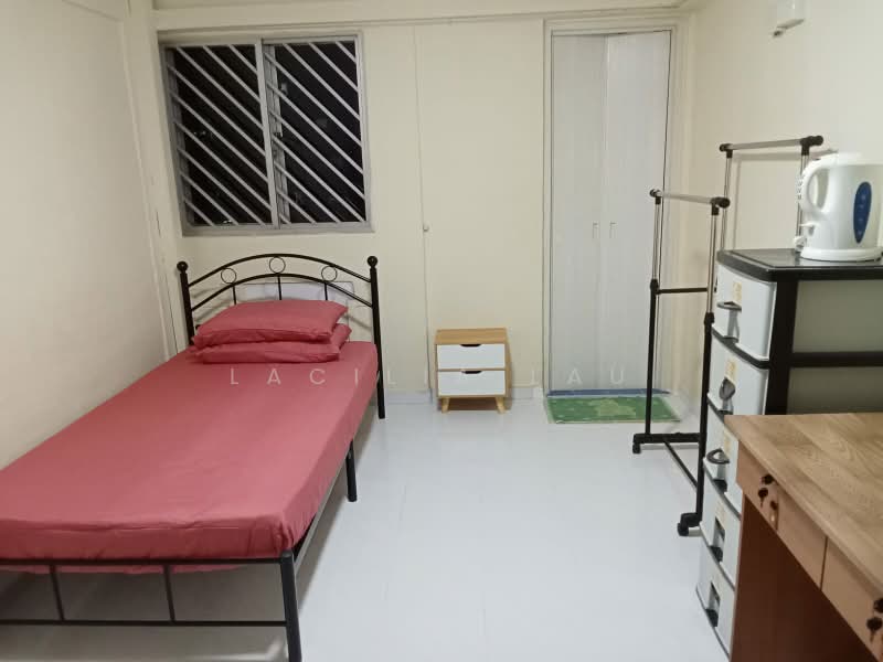 714 Clementi West Street 2, 714 Clementi West Street 2, Room Rental, 150 sqft, HDB Flat For Rent, by Lacilia Lau, 500178917 - Bedroom - PropertyGuru.com.sg