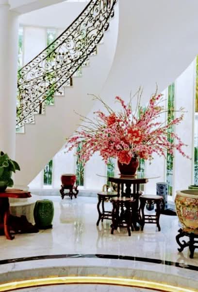 🌟 Rare Trophy Estate in Singapore's Ultimate Luxury Rental Market 🌟, , 6 Bedrooms, 15,500 sqft, Good Class Bungalow For Rent, by Darren Teo, 500178919 - Entrance - PropertyGuru.com.sg