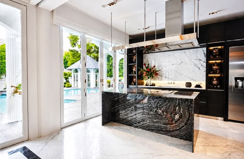 🌟 Rare Trophy Estate in Singapore's Ultimate Luxury Rental Market 🌟, , 6 Bedrooms, 15,500 sqft, Good Class Bungalow For Rent, by Darren Teo, 500178919 - Kitchen - PropertyGuru.com.sg