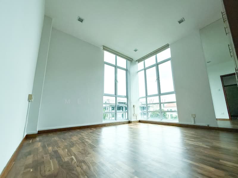 Grand Regalia, 815 Upper Serangoon Road, 3 Bedrooms, 1,206 sqft, Apartment For Rent, by Melissa Wu, 500178926 - Master Bedroom - PropertyGuru.com.sg