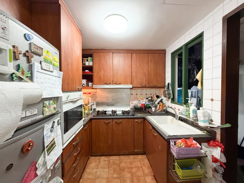 Signature Park, 50A Toh Tuck Road, 2 Bedrooms, 1,044 sqft, Condominium For Sale, by Ng Gek Chong (黄岳聪), 500178951 - Kitchen - PropertyGuru.com.sg