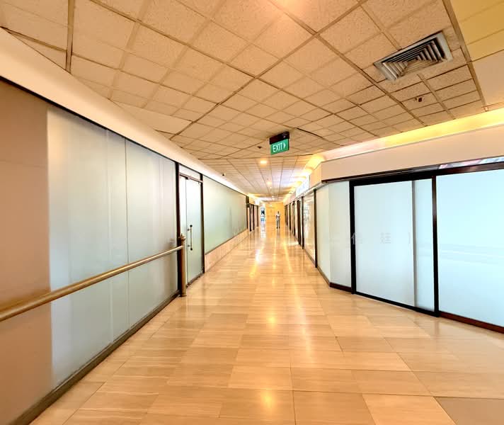 Golden Landmark, 390 Victoria Street, 398 sqft, Mall Shop For Rent, by Xavier Aw (欧伟廷), 500178955 - Corridor - CommercialGuru.com.sg