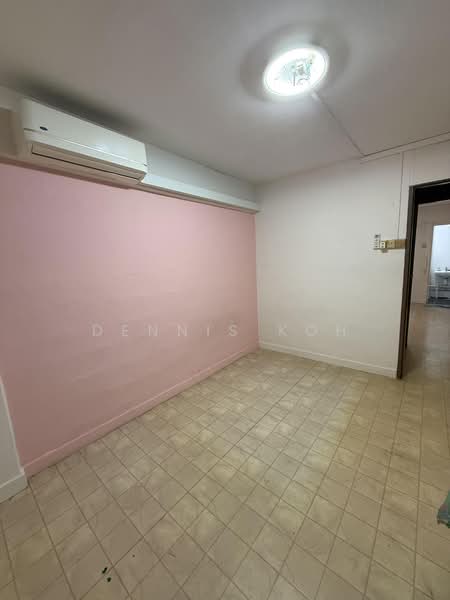404 Ang Mo Kio Avenue 10, 404 Ang Mo Kio Avenue 10, 2 Bedrooms, 721 sqft, HDB Flat For Sale, by Dennis Koh, 500178957 - Interior - PropertyGuru.com.sg
