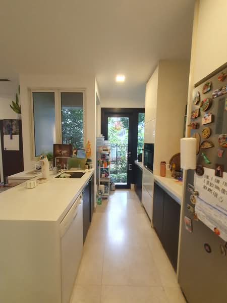 The Greenwood, 205A Greenwood Avenue, 4 Bedrooms, 3,153 sqft, Terraced House For Sale, by Danielle Loh, 500178960 - Kitchen - PropertyGuru.com.sg