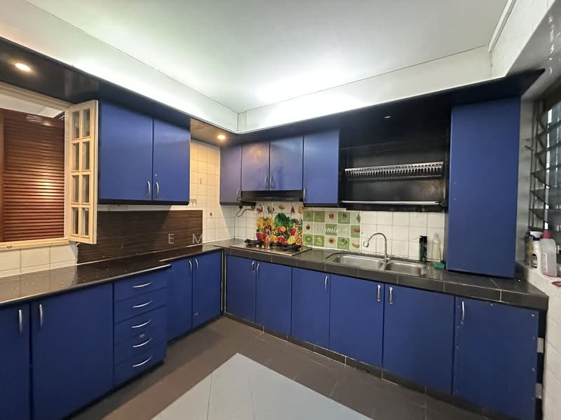 81A Lorong 4 Toa Payoh, 81A Lorong 4 Toa Payoh, Room Rental, 125 sqft, HDB Flat For Rent, by Emily Foo, 500178970 - Kitchen - PropertyGuru.com.sg