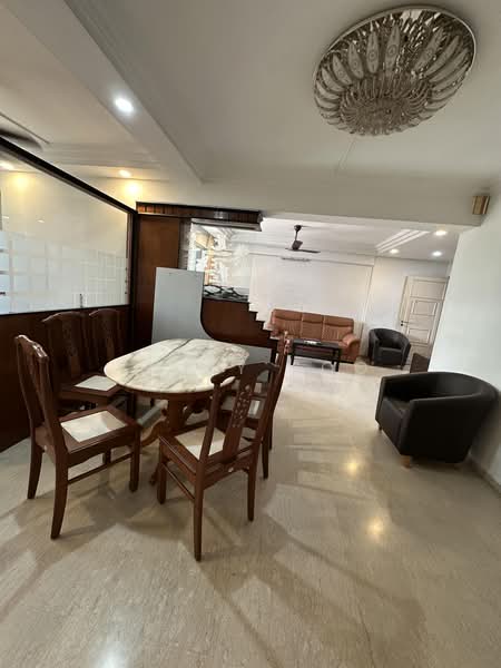 81A Lorong 4 Toa Payoh, 81A Lorong 4 Toa Payoh, Room Rental, 125 sqft, HDB Flat For Rent, by Emily Foo, 500178970 - Living Room - PropertyGuru.com.sg