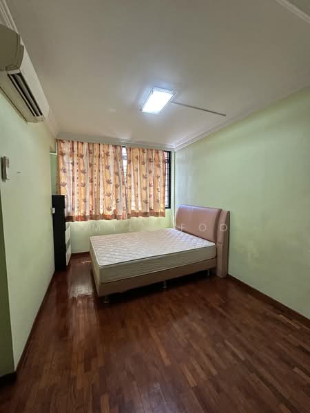 81A Lorong 4 Toa Payoh, 81A Lorong 4 Toa Payoh, Room Rental, 125 sqft, HDB Flat For Rent, by Emily Foo, 500178970 - Bedroom - PropertyGuru.com.sg