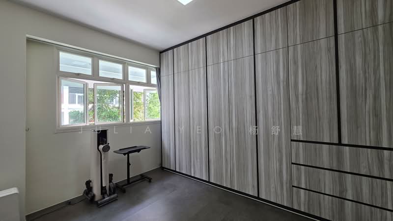 663A Punggol Drive, 663A Punggol Drive, 2 Bedrooms, 700 sqft, HDB Flat For Sale, by Julia Yeo 杨舒慧, 500178975 - Bedroom - PropertyGuru.com.sg