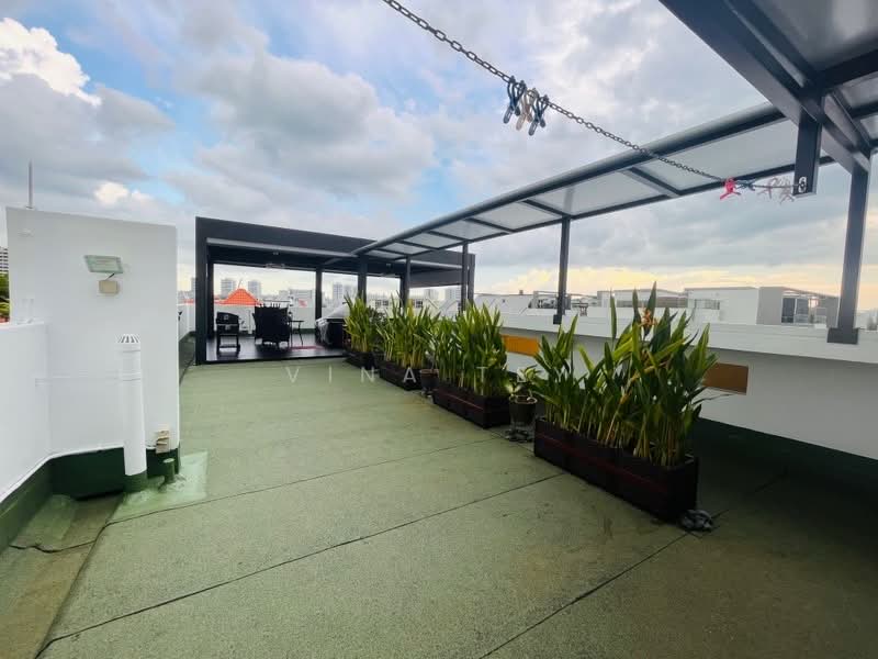 Sunny Parc, 128 Lorong K Telok Kurau, 4 Bedrooms, 2,411 sqft, Apartment For Sale, by Vina Tey, 500178977 - Pavilion with retractable roof - PropertyGuru.com.sg