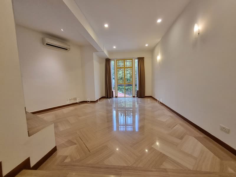 Orange Regency, 101 Fernhill Road, 4 Bedrooms, 1,800 sqft, Apartment For Rent, by Jeslyn Lim, 500178980 - Living Room - PropertyGuru.com.sg