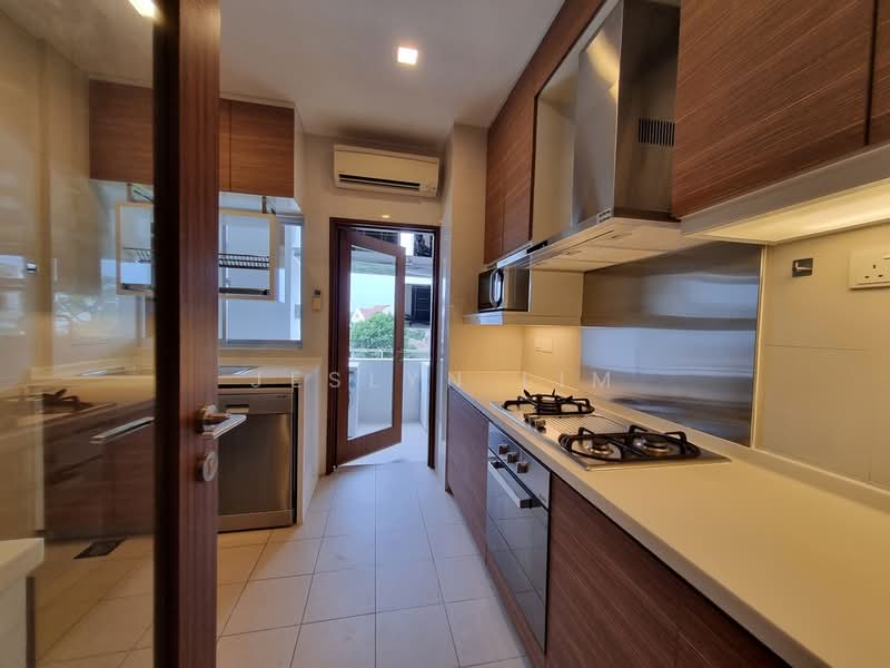 Orange Regency, 101 Fernhill Road, 4 Bedrooms, 1,800 sqft, Apartment For Rent, by Jeslyn Lim, 500178980 - PropertyGuru.com.sg