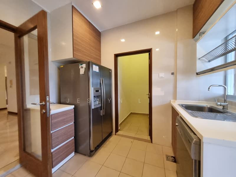 Orange Regency, 101 Fernhill Road, 4 Bedrooms, 1,800 sqft, Apartment For Rent, by Jeslyn Lim, 500178980 - Kitchen - PropertyGuru.com.sg