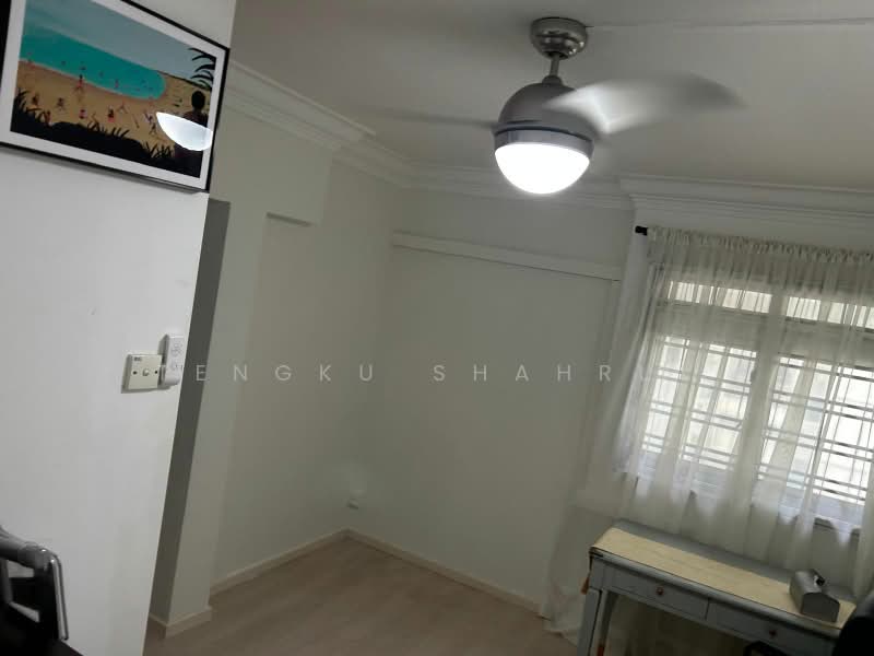 821 Woodlands Street 82, 821 Woodlands Street 82, 2 Bedrooms, 1,539 sqft, HDB Flat For Rent, by TENGKU SHAHRUL, 500178981 - Bedroom  - PropertyGuru.com.sg
