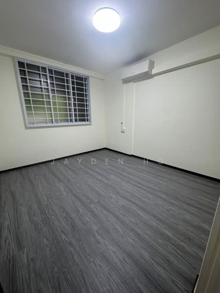 152 Serangoon North Avenue 1, 152 Serangoon North Avenue 1, 2 Bedrooms, 689 sqft, HDB Flat For Sale, by Jayden Ho, 500178994 - Interior - PropertyGuru.com.sg