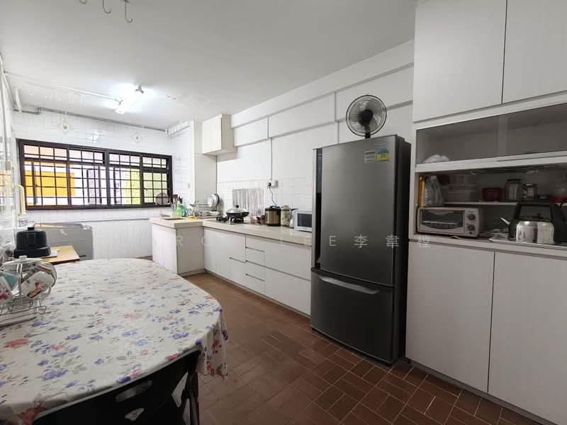 17 Joo Seng Road, 17 Joo Seng Road, 3 Bedrooms, 1,108 sqft, HDB Flat For Sale, by Aaron Lee李韋樘, 500178995 - Kitchen - PropertyGuru.com.sg