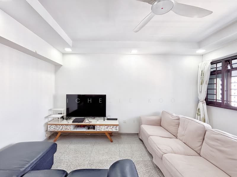 658C Jurong West Street 65, 658C Jurong West Street 65, 3 Bedrooms, 1,195 sqft, HDB Flat For Sale, by Michelle Koo, 500179005 - Living Room - PropertyGuru.com.sg