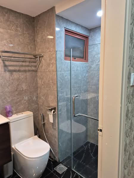 Casafina, 211 Bedok South Ave 1, Room Rental, 150 sqft, Condominium For Rent, by Manjit Kaur, 500179009 - Bathroom - PropertyGuru.com.sg