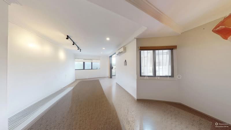 Bayshore Park, 60 Bayshore Road, 2 Bedrooms, 936 sqft, Condominium For Sale, by Kathy Sufianto, 500179026 - Living Room - PropertyGuru.com.sg