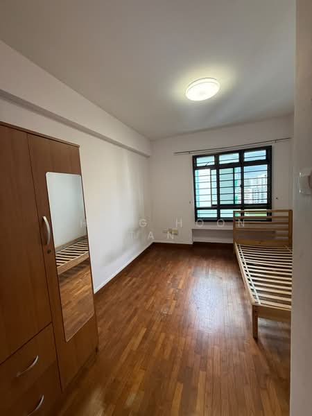 988A Jurong West Street 93, 988A Jurong West Street 93, 3 Bedrooms, 1,012 sqft, HDB Flat For Sale, by Cheng Hoon Tan, 500179027 - Bedroom - PropertyGuru.com.sg