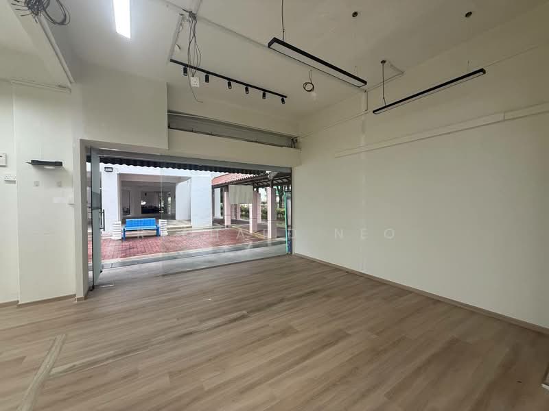Block 123 yishun street 11, Yishun Street 11, 600 sqft, Shop / Shophouse For Rent, by Richard Neo, 500179032 - Entrance - CommercialGuru.com.sg