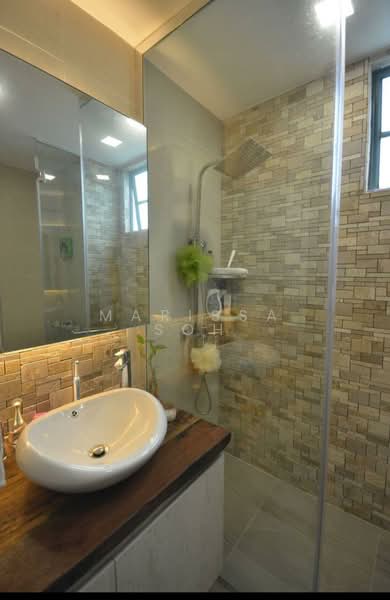 Tanglin Regency, 381 Tanglin Road, 3 Bedrooms, 1,292 sqft, Condominium For Sale, by Marissa Soh, 500179041 - Bathroom - PropertyGuru.com.sg