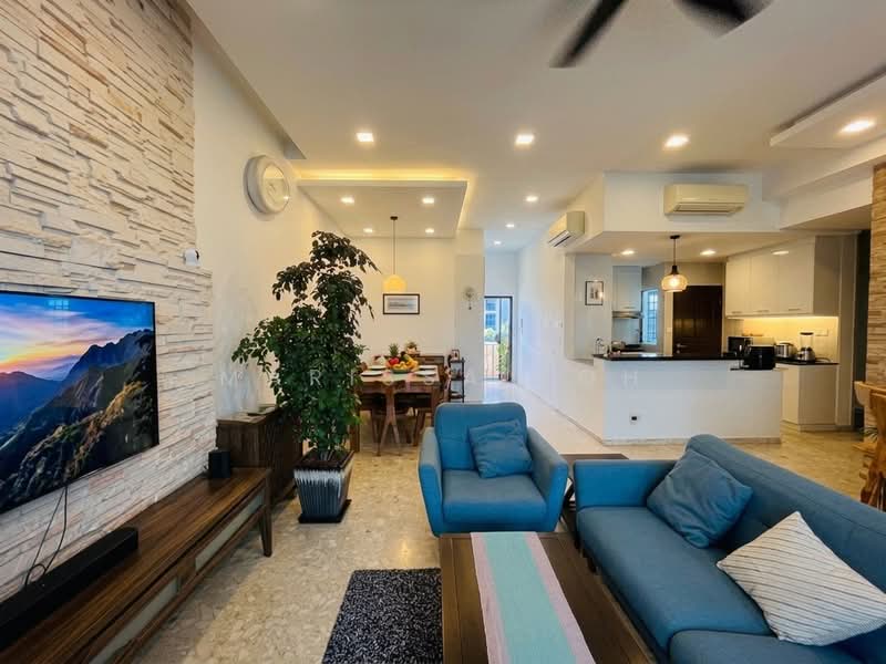 Tanglin Regency, 381 Tanglin Road, 3 Bedrooms, 1,292 sqft, Condominium For Sale, by Marissa Soh, 500179041 - Living Room - PropertyGuru.com.sg