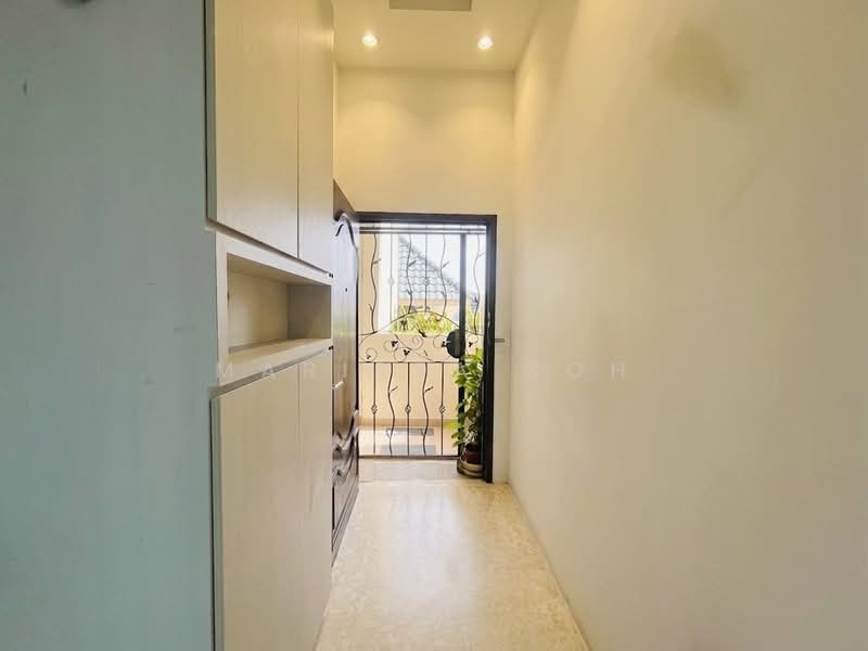 Tanglin Regency, 381 Tanglin Road, 3 Bedrooms, 1,292 sqft, Condominium For Sale, by Marissa Soh, 500179041 - Entrance - PropertyGuru.com.sg