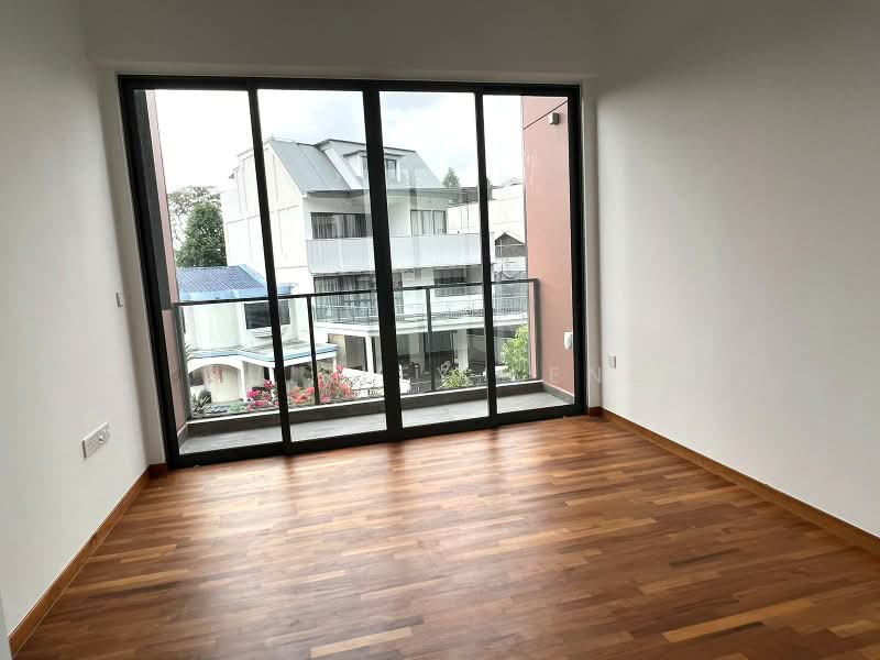 Affinity At Serangoon, , 5 Bedrooms, 2,357 sqft, Cluster House For Rent, by Shirley Seng, 500179043 - Balcony - PropertyGuru.com.sg