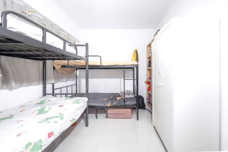 62A Strathmore Avenue, 62A Strathmore Avenue, 3 Bedrooms, 969 sqft, HDB Flat For Sale, by Navind Raj, 500179046 - Bedroom - PropertyGuru.com.sg
