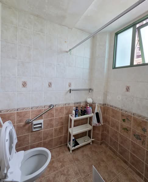 Le Shantier, 4 Shan Road, Room Rental, 288 sqft, Condominium For Rent, by Kadson Chng 莊朋鄅, 500179052 - Bathroom - PropertyGuru.com.sg