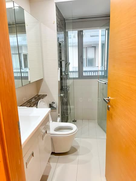 The Scala @ Lorong Chuan, 120 Serangoon Avenue 3, 2 Bedrooms, 904 sqft, Condominium For Rent, by Calvin Choh, 500179056 - Bathroom - PropertyGuru.com.sg