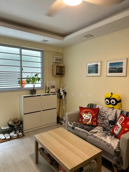 107 Jalan Bukit Merah, 107 Jalan Bukit Merah, Room Rental, 140 sqft, HDB Flat For Rent, by Merl Saw, 500179060 - Living Room - PropertyGuru.com.sg