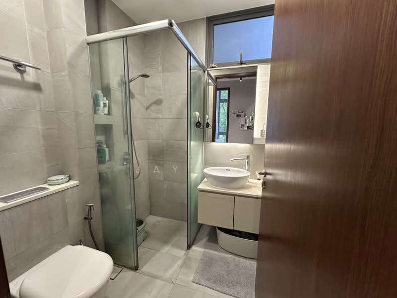 Adana @ Thomson, 8 Old Upper Thomson Road, 2 Bedrooms, 560 sqft, Condominium For Sale, by Jay Sun, 500179077 - Bathroom - PropertyGuru.com.sg