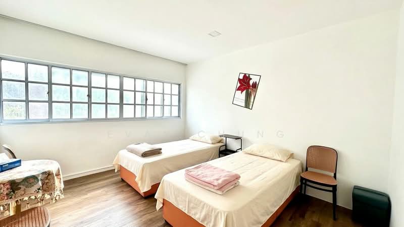 King’s Road, Empress Road, Queen’s Road, King’s Road, Empress Road, Queen’s Road, 6 Bedrooms, 5,000 sqft, Bungalow House For Sale, by Evan Chung, 500179089 - Bedroom - PropertyGuru.com.sg