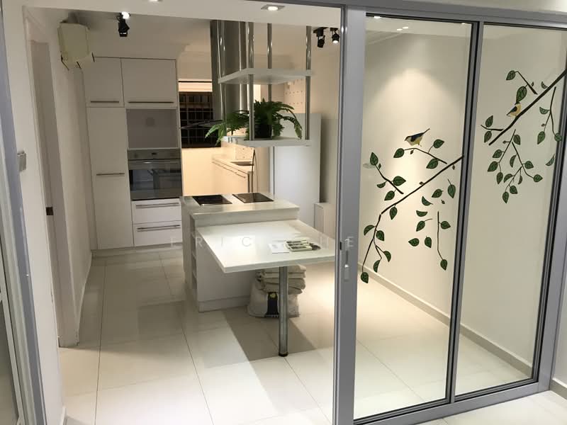 12 Holland Avenue, 12 Holland Avenue, 2 Bedrooms, 700 sqft, HDB Flat For Rent, by Eric Chey, 500179093 - Kitchen - PropertyGuru.com.sg