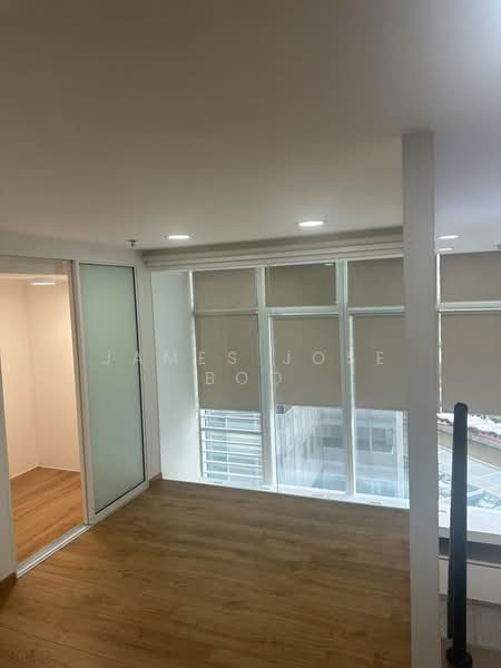 Beauty saloon Takeover at Clarke Quay | above MRT | Low fee, , 700 sqft, Office For Rent, by James Jose Boo, 500179117 - before reno pics - CommercialGuru.com.sg
