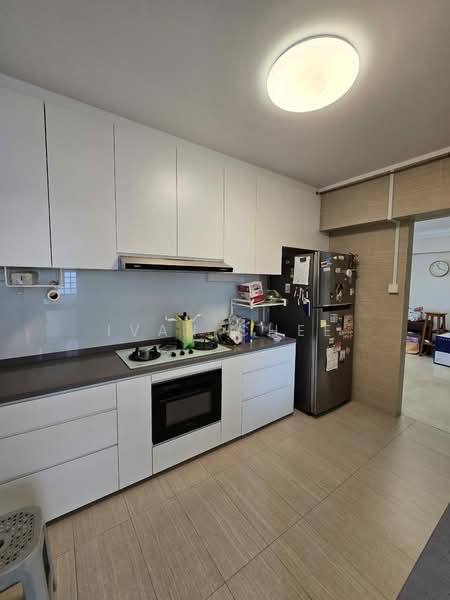 375 Hougang Street 31, 375 Hougang Street 31, 4 Bedrooms, 1,517 sqft, HDB Flat For Rent, by Ivan Chee, 500179126 - Kitchen - PropertyGuru.com.sg