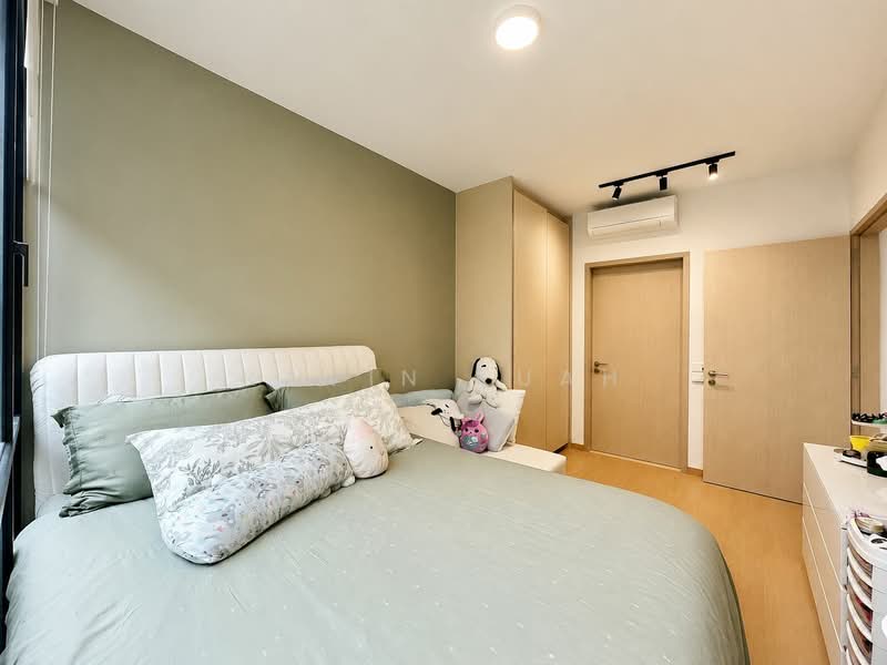 Treasure at Tampines, 45 Tampines Lane, 3 Bedrooms, 915 sqft, Condominium For Sale, by Kavin Kuah, 500179129 - Bedroom - PropertyGuru.com.sg