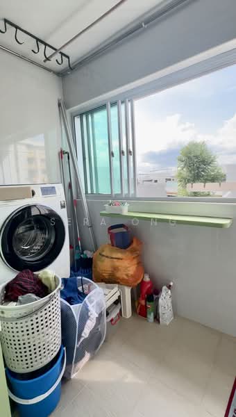 223 Serangoon Avenue 4, 223 Serangoon Avenue 4, 2 Bedrooms, 721 sqft, HDB Flat For Sale, by Sera Ong, 500179133 - Yard - PropertyGuru.com.sg