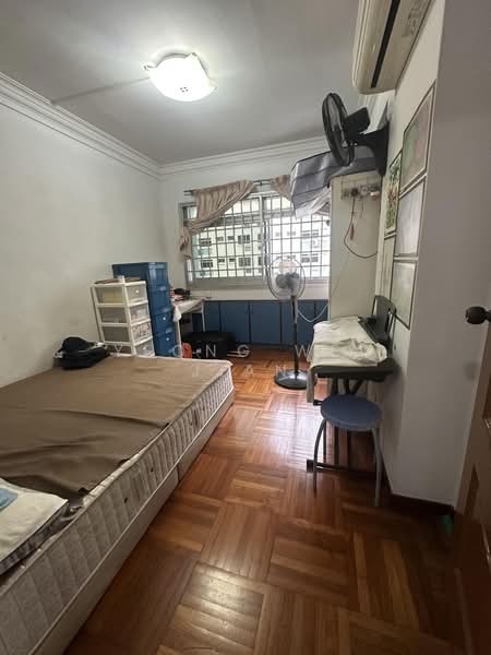 370 Woodlands Avenue 1, 370 Woodlands Avenue 1, 4 Bedrooms, 1,323 sqft, HDB Flat For Sale, by Yeong Wei Jian, 500179142 - Bedroom - PropertyGuru.com.sg