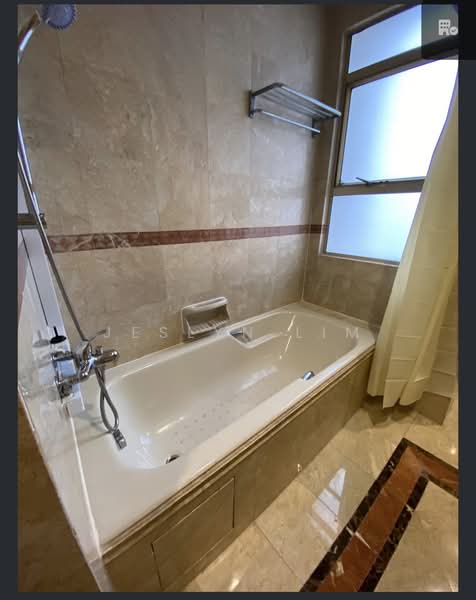 Leonie Condotel, 2 Leonie Hill Road, 4 Bedrooms, 2,722 sqft, Condominium For Rent, by Jeslyn Lim, 500179143 - Bathroom - PropertyGuru.com.sg