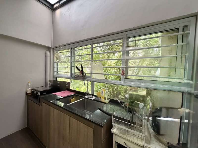 Sembawang Esate, Jalan Machang, 5 Bedrooms, 4,300 sqft, Semi-Detached House For Sale, by Desmond Koh, 500179145 - Wet Kitchen - PropertyGuru.com.sg